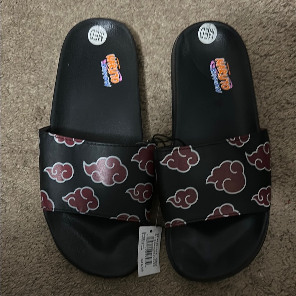 Sandals with Akatsuki Design